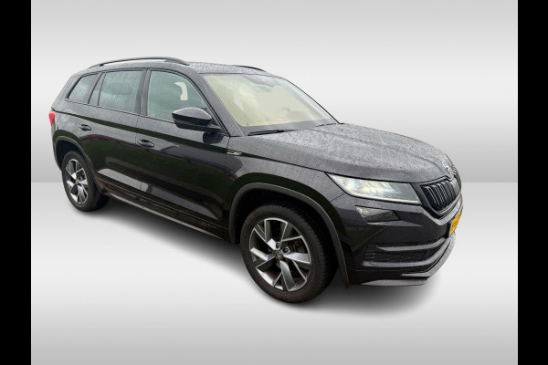 Škoda Kodiaq 1.5 TSI Sportline Business / Camera / Keyless / Sportstoelen / CarPlay / 19'' / Blackpack / Virtual Cockpit / Dodehoek / DAB / Stoelverwarming / ACC