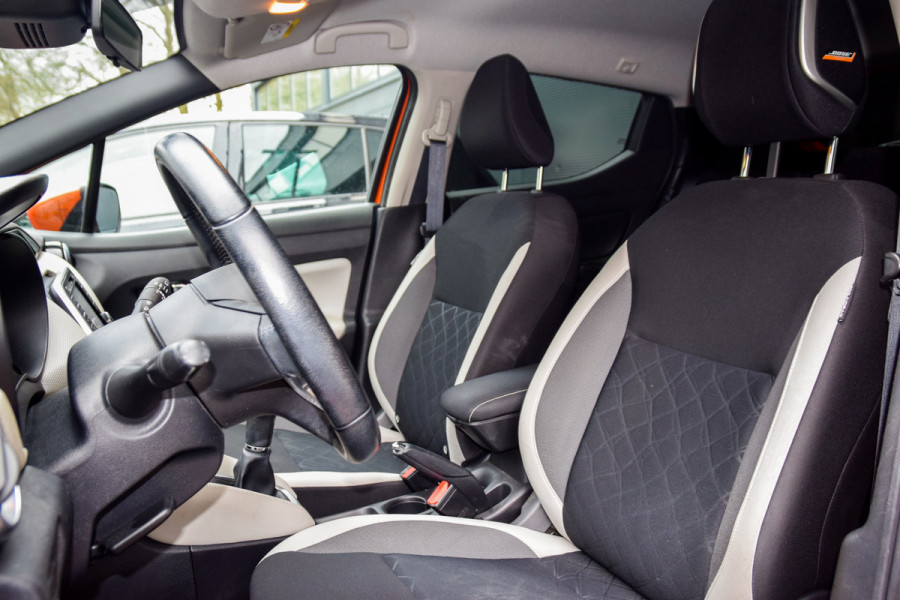 Nissan Micra 0.9 IG-T N-Connecta | Trekhaak | Camera | Navigatie | Bose sound