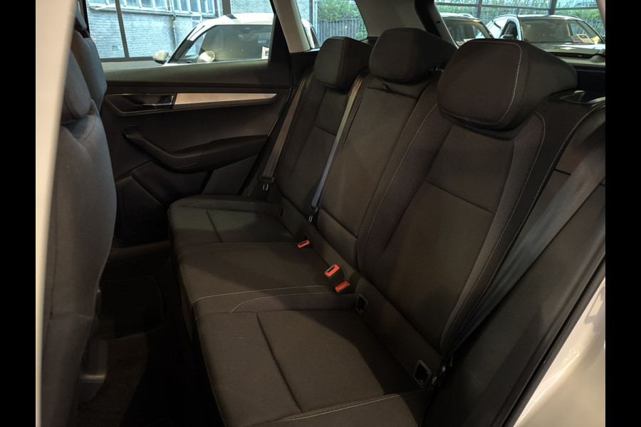 Škoda Karoq TSI 115PK SELECTION CARPLAY/LED/ECC