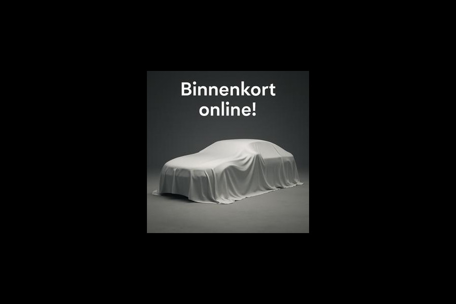 Mercedes-Benz A-Klasse 180 AMG Line | Pano | Sfeer | Stoelverw. | Camera | Trekhaak Electrisch |