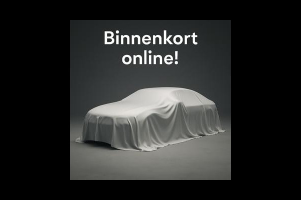 Mercedes-Benz A-Klasse 180 AMG Line | Pano | Sfeer | Stoelverw. | Camera | Trekhaak Electrisch |