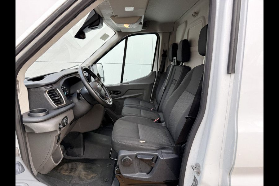 Ford E-Transit 89kWh 97.3% (SOH) 402km WLTP BEV Snelladen L2H2 Climate Control Carplay 360° Camera Stoelverwarming Parkeersensoren voor achter
