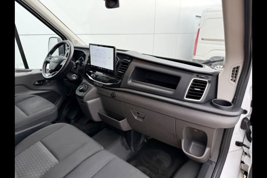 Ford E-Transit 89kWh 97.3% (SOH) 402km WLTP BEV Snelladen L2H2 Climate Control Carplay 360° Camera Stoelverwarming Parkeersensoren voor achter