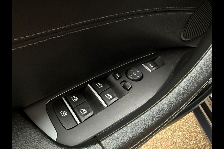 BMW X3 xDrive30e M SPORT | LEDER | 360 CAMERA | STOELVERWARMING |