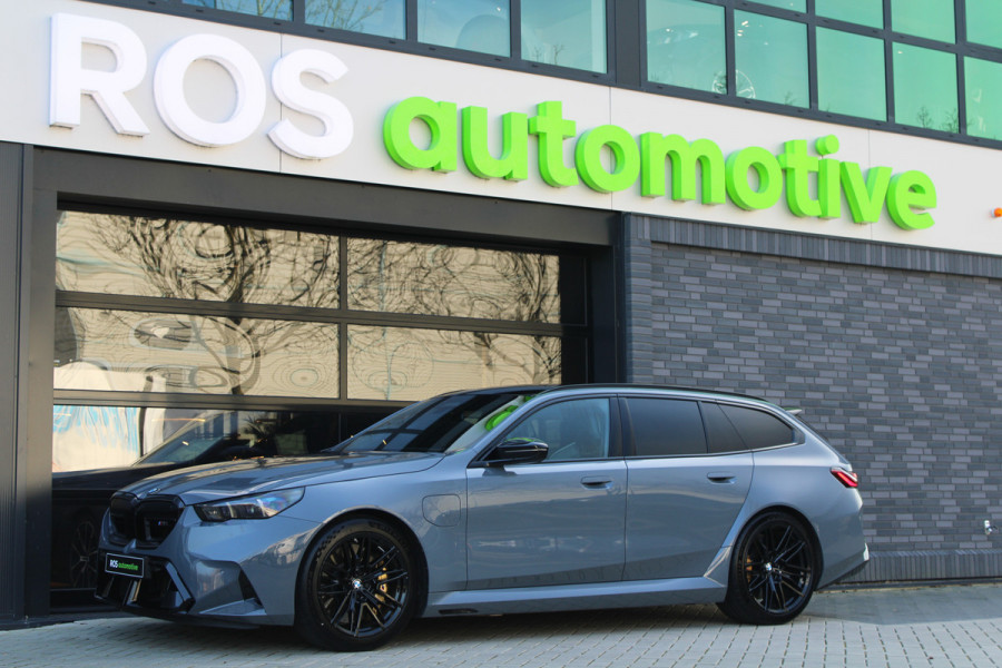 BMW 5 Serie Touring M5 | KERAMISCH | M-DRIVE PROFESSIONAL | COMFORT-PACK | ALCANTARA | 4X STOELVERW |