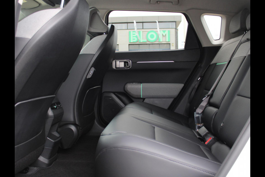 Kia EV4 Plus Advanced 81.4 kWh | DIRECT LEVERBAAR | Schuifkanteldak | Navigatie | Stoel en stuurverwarming | H&K | Elektrische achterklep