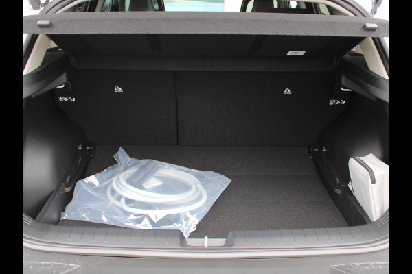 Kia EV4 Plus Advanced 81.4 kWh | DIRECT LEVERBAAR | Schuifkanteldak | Navigatie | Stoel en stuurverwarming | H&K | Elektrische achterklep