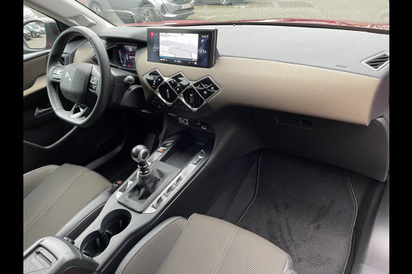 DS Ds 3 Crossback 100pk Performance Line (Stoelverwarming - Camera - Automatische Airco - Head up - Navigatie - Apple Carplay - Keyless Start)
