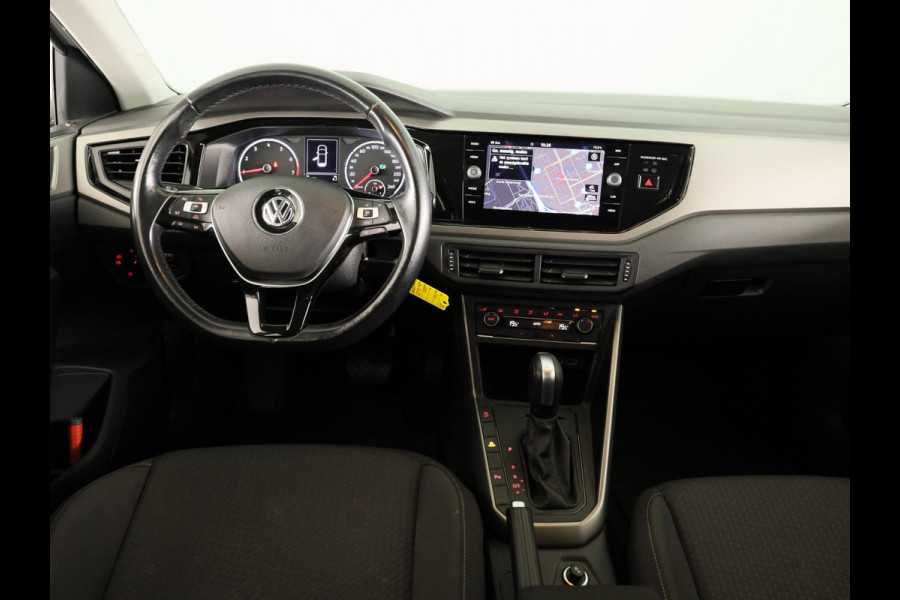 Volkswagen Polo 1.0 TSI Comfortline Business 95PK | Automaat (DSG) | Navigatie | Parkeersensoren