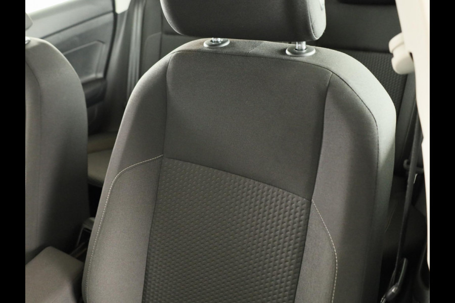 Volkswagen Polo 1.0 TSI Comfortline Business 95PK | Automaat (DSG) | Navigatie | Parkeersensoren