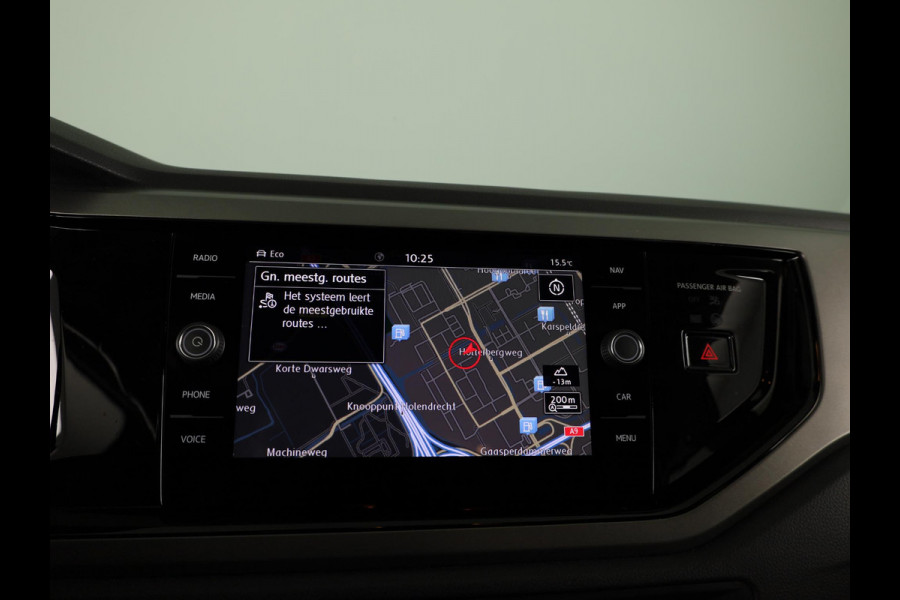 Volkswagen Polo 1.0 TSI Comfortline Business 95PK | Automaat (DSG) | Navigatie | Parkeersensoren