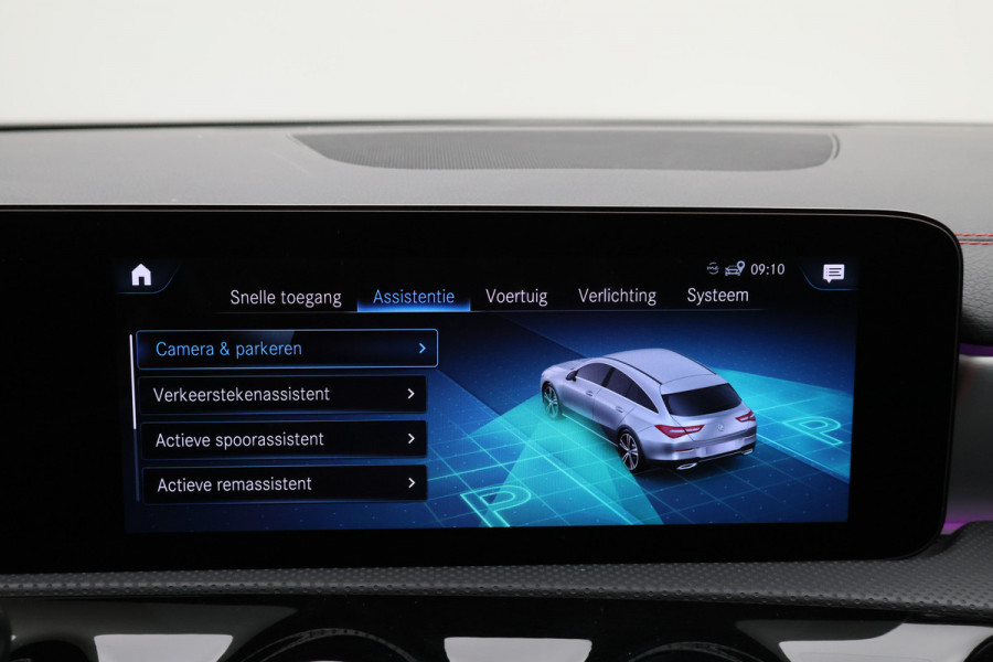 Mercedes-Benz CLA-Klasse Shooting Brake 250 e Premium Plus AMG Panoramadak, ACC, Camera, Sfeerverlichting, Trekhaak, Widescreen, 18"