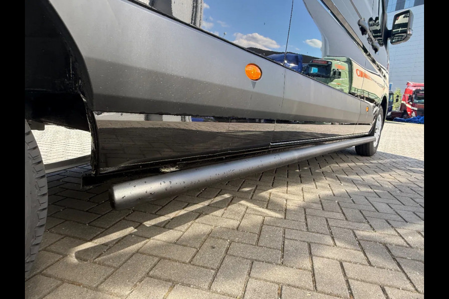 Renault Master RED EDITION 170pk L3H2 BPM VRIJ/ BETIMMERD/ SIDEBARS/ TREKHAAK/ CAMERA/ ALL WEATHER BANDEN/ RIJKLAAR!!!