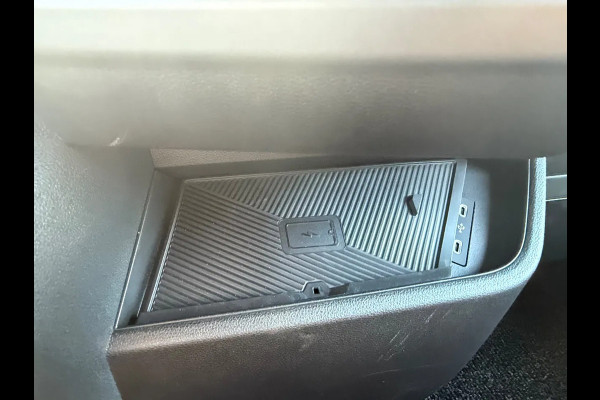 Renault Master RED EDITION 170pk L3H2 BPM VRIJ/ BETIMMERD/ SIDEBARS/ TREKHAAK/ CAMERA/ ALL WEATHER BANDEN/ RIJKLAAR!!!