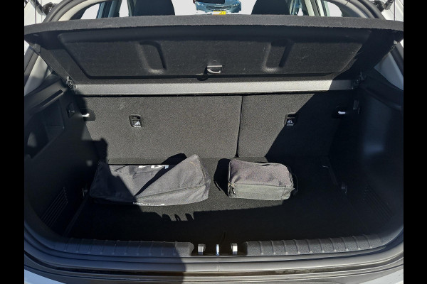 Kia Stonic 1.0 T-GDi MHEV DynamicLine | LMV | Navi | Camera | Cruise | Lane Assist | Digital Cluster |