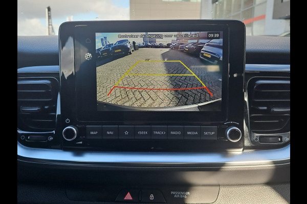 Kia Stonic 1.0 T-GDi MHEV DynamicLine | LMV | Navi | Camera | Cruise | Lane Assist | Digital Cluster |