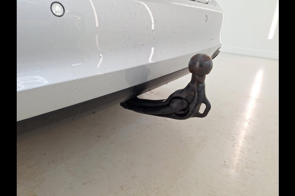 Ford FOCUS Wagon 1.0 EcoBoost Hybrid 125 PK Trend Edition Business TREKHAAK CARPLAY/ANDROID AUTO PARKEERSENSOREN