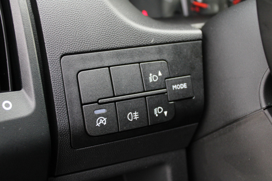 Opel Movano 33 2.2 CDTI 140pk L2H2 - Airco - Camera - Cruise - Blind Spot - 270 deuren - Rijklaar