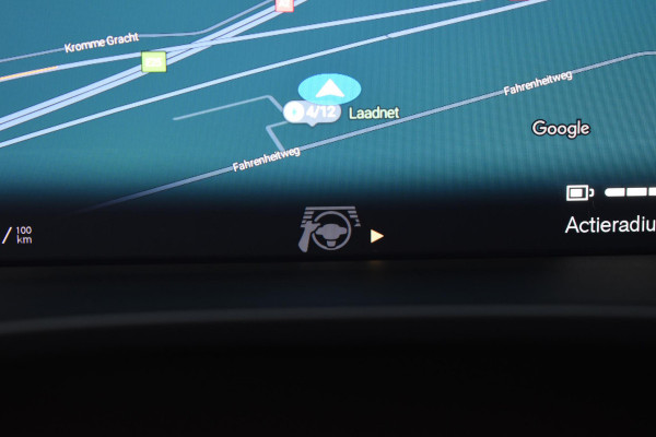 Volvo EX40 252PK Single Motor Extended Range 82 kWh Plus / Lounge pakket / Extra getint glas / Panoramadak / 360 camera / 20''velgen / zwart dak