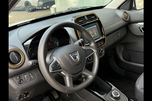 Dacia Spring Comfort Plus 27 kWh Navi Camera Leder