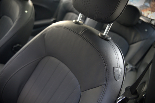 MINI Mini Electric Yours 33 kWh | Panoramadak | Harman Kardon | Head-Up Display | Union Jack | Black Pack | BTW | Stoelverwarming | Keyless | Apple Carplay | Navigatie | Camera | Parkeersensoren | Warmtepomp | Leer | Cruise