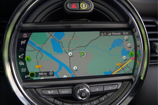 MINI Mini Electric Yours 33 kWh | Panoramadak | Harman Kardon | Head-Up Display | Union Jack | Black Pack | BTW | Stoelverwarming | Keyless | Apple Carplay | Navigatie | Camera | Parkeersensoren | Warmtepomp | Leer | Cruise