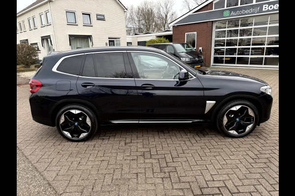 BMW iX3 High Executive 80 kWh Panoramadak, 360 Camera, Trekhaak, Harman/Kardon