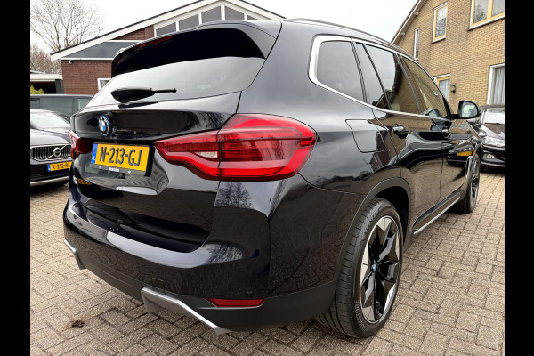 BMW iX3 High Executive 80 kWh Panoramadak, 360 Camera, Trekhaak, Harman/Kardon