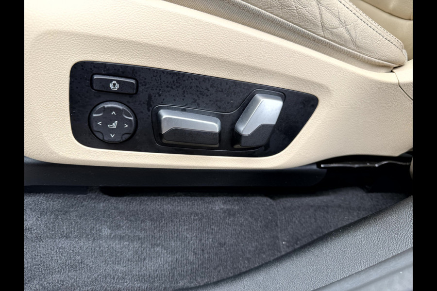 BMW iX3 High Executive 80 kWh Panoramadak, 360 Camera, Trekhaak, Harman/Kardon