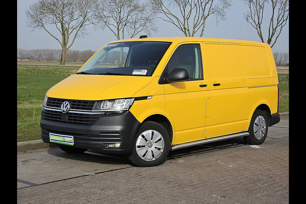 Volkswagen Transporter 2.0 TDI L1H1 30 ac automaat EURO6 carplay cruise control dubbele zijdeur