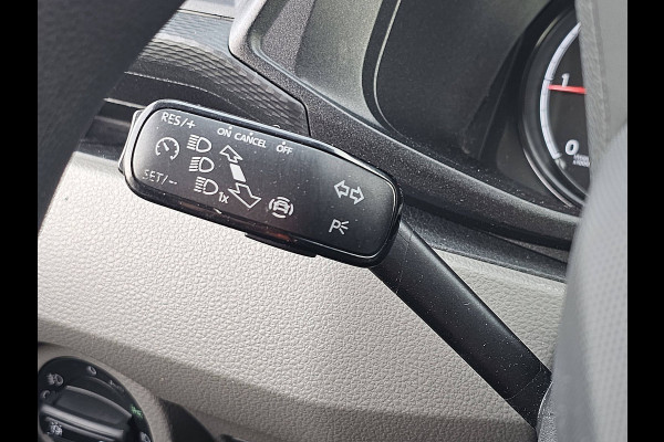 Volkswagen Transporter 2.0 TDI L1H1 30 ac automaat EURO6 carplay cruise control dubbele zijdeur