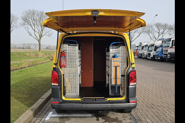 Volkswagen Transporter 2.0 TDI L1H1 30 ac automaat EURO6 carplay cruise control dubbele zijdeur