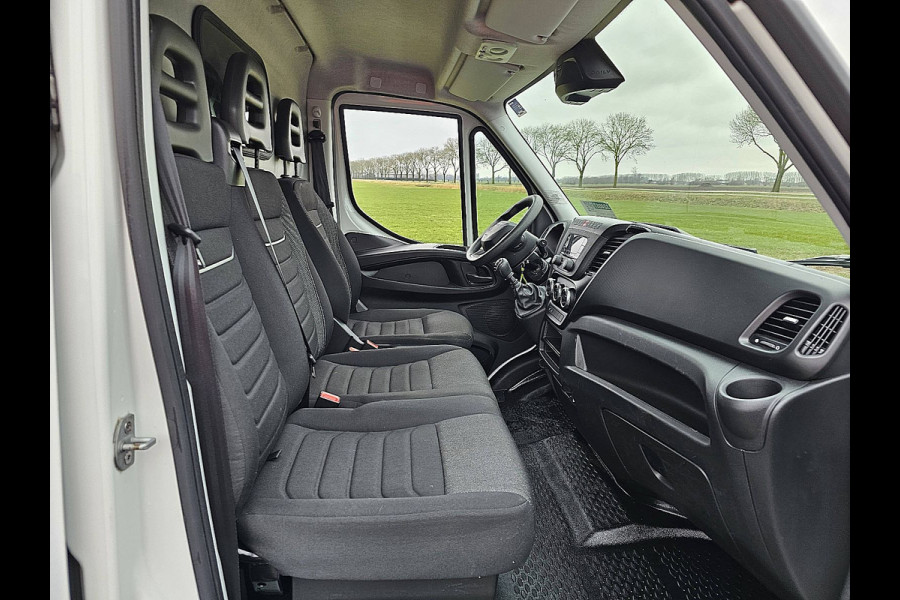 Iveco Daily 35S16V 2.3 L4H2 Airco 3 Zits Vleugeldeuren Euro6 156 PK!