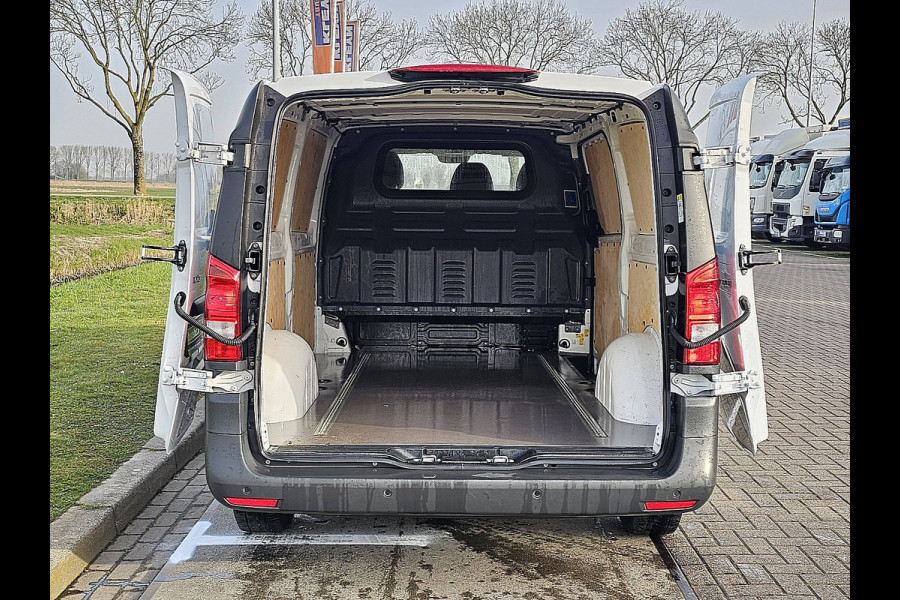 Mercedes-Benz Vito 116 CDI Lang L3 Automaat Navi Airco Cruise Control Camera PDC Achterdeuren