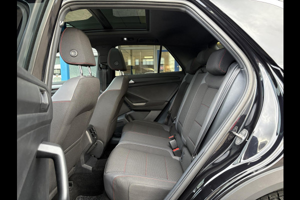 Volkswagen T-Roc 1.5 TSI Sport Business R-Line | VOL! | Afneembare Trekhaak | Panoramadak | Beats Audio | Stoelverwarming | Adaptive Cruise |