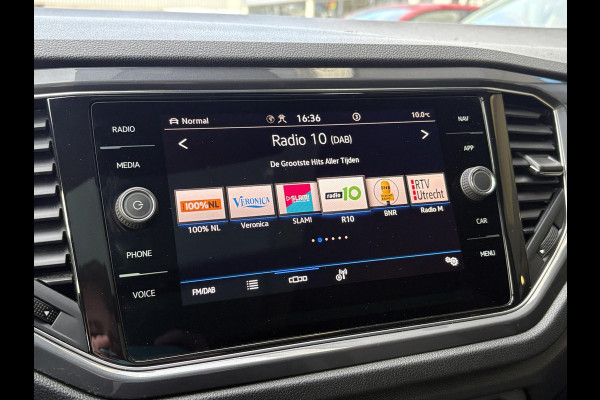 Volkswagen T-Roc 1.5 TSI Sport Business R-Line | VOL! | Afneembare Trekhaak | Panoramadak | Beats Audio | Stoelverwarming | Adaptive Cruise |