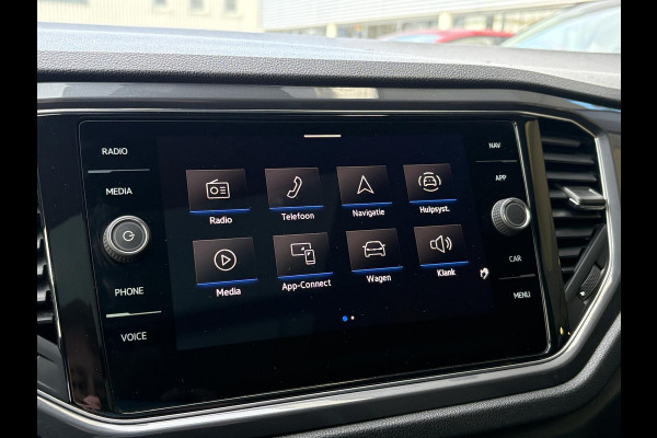 Volkswagen T-Roc 1.5 TSI Sport Business R-Line | VOL! | Afneembare Trekhaak | Panoramadak | Beats Audio | Stoelverwarming | Adaptive Cruise |