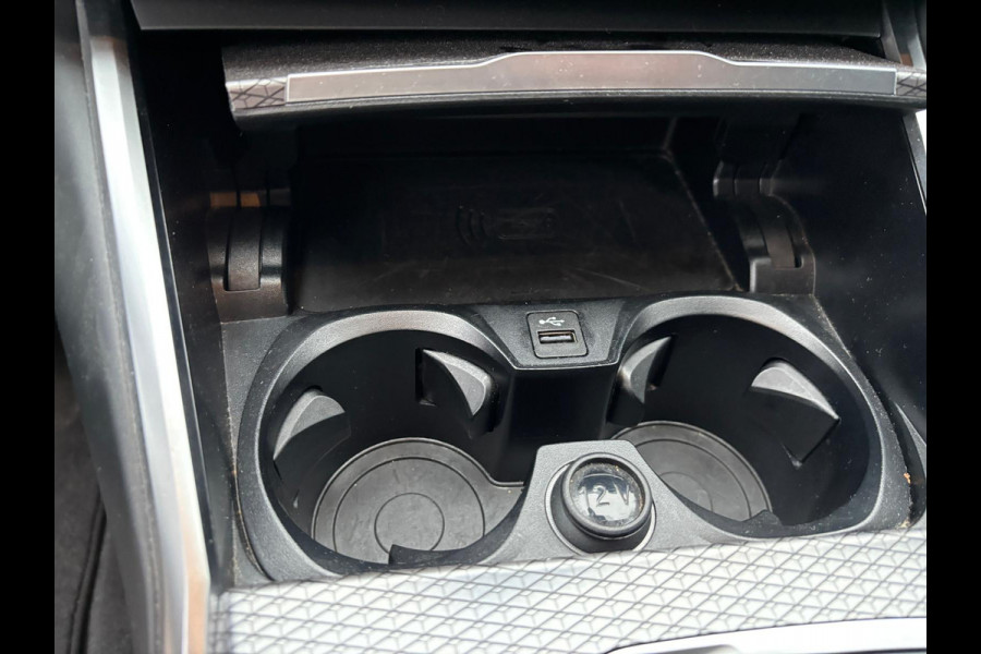 BMW 3 Serie Touring 320e Touring M-Sport PRO PHEV SHADOWLINE ADEPTIVE KOPLAMPEN 360 CAMERA DRIVER ASSIST HEAD-UP DISPLAY INNOVATION PAKKET