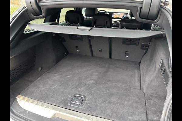 BMW 3 Serie Touring 320e Touring M-Sport PRO PHEV SHADOWLINE ADEPTIVE KOPLAMPEN 360 CAMERA DRIVER ASSIST HEAD-UP DISPLAY INNOVATION PAKKET