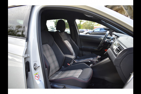 Volkswagen Polo 2.0 TSI GTI TSI 210PK DSG GTI-SPORT CARPLAY/LED/IQ-LIGHT FABRIEKSGARANTIE