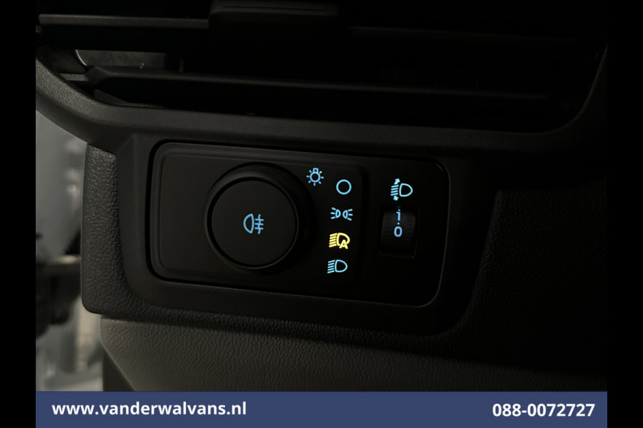 Ford Transit Custom 2.0 TDCI 136pk L2H1 Euro6 Airco | Camera | LED | Apple Carplay | Cruisecontrol Android Auto, Verwarmde voorruit, Parkeersensoren, Bijrijdersbank, 2800kg trekvermogen