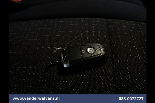 Ford Transit Custom 2.0 TDCI 136pk L2H1 Euro6 Airco | Camera | LED | Apple Carplay | Cruisecontrol Android Auto, Verwarmde voorruit, Parkeersensoren, Bijrijdersbank, 2800kg trekvermogen