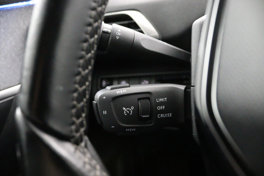 Peugeot 5008 1.2 FACELIFT*CARPLAY*NAVI*CAMERA*HAAK*7-PERS*ECC*
