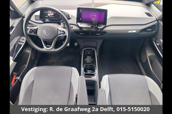 Volkswagen ID.3 First Plus Two Tone 58 kWh | Navigatie | Camera |