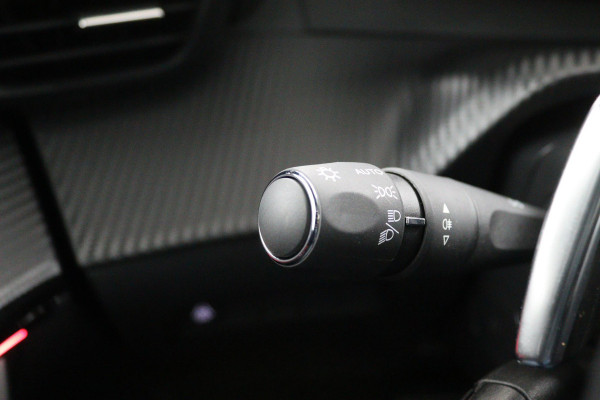 Peugeot 208 1.2*GT-LINE*PANO*CARPLAY*AUTOM*ECC*CRUISE*NAV*CAM*