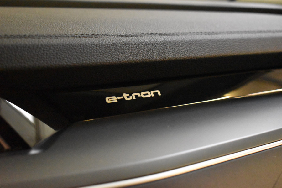 Audi e-tron 50 QUATTRO BUSINESS EDITION 71 kWh CAMERA/MEMORY/LUCHTVERING