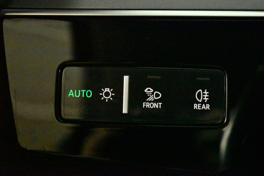 Audi e-tron 50 QUATTRO BUSINESS EDITION 71 kWh CAMERA/MEMORY/LUCHTVERING