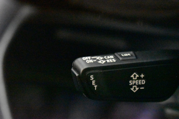 Audi e-tron 50 QUATTRO BUSINESS EDITION 71 kWh CAMERA/MEMORY/LUCHTVERING