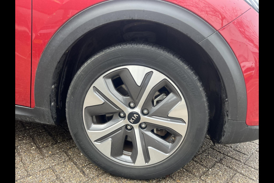 Kia e-Niro Dynamic Line 64 kWh | Stuur-/& Stoelverwarming | Parkeersensoren |