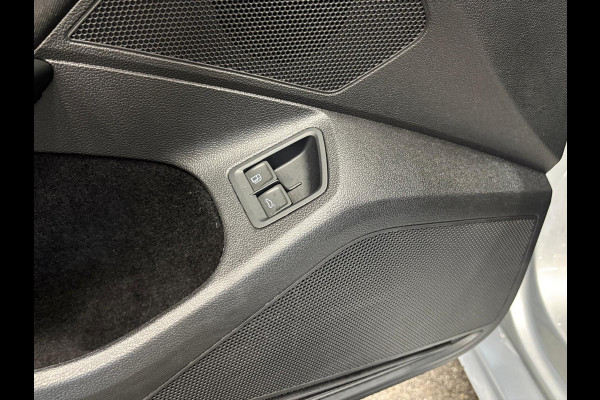 Volkswagen Passat Variant 1.4 TSI PHEV GTE Business Airco ECC Navi Carplay PDC VA +Camera Adaptive Cruise Control+Travel Assist  17" LM Velgen Winter Pack ERGO Comfort Stoelen